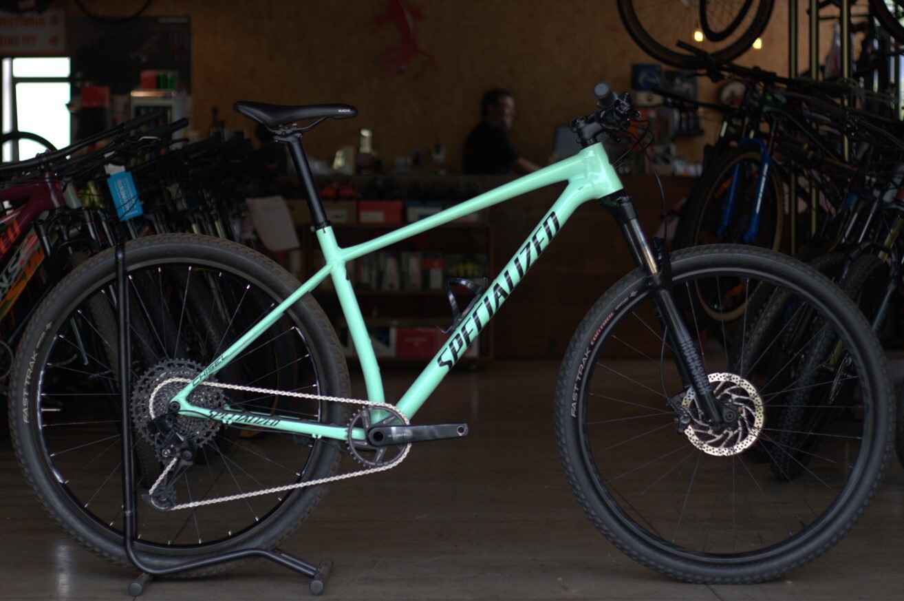 BICICLETA MTB ARO 29 SPECIALIZED CHISEL ALUMINIO 2020 TAM L VERDE 12V