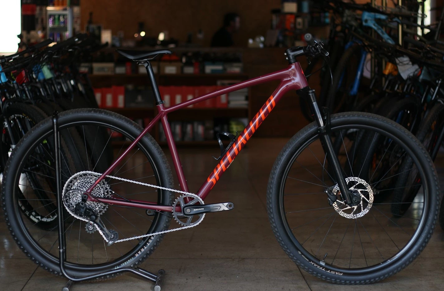 BICICLETA MTB ARO 29 SPECIALIZED CHISEL ALUMINIO 2019 TAM L ROXA 12V